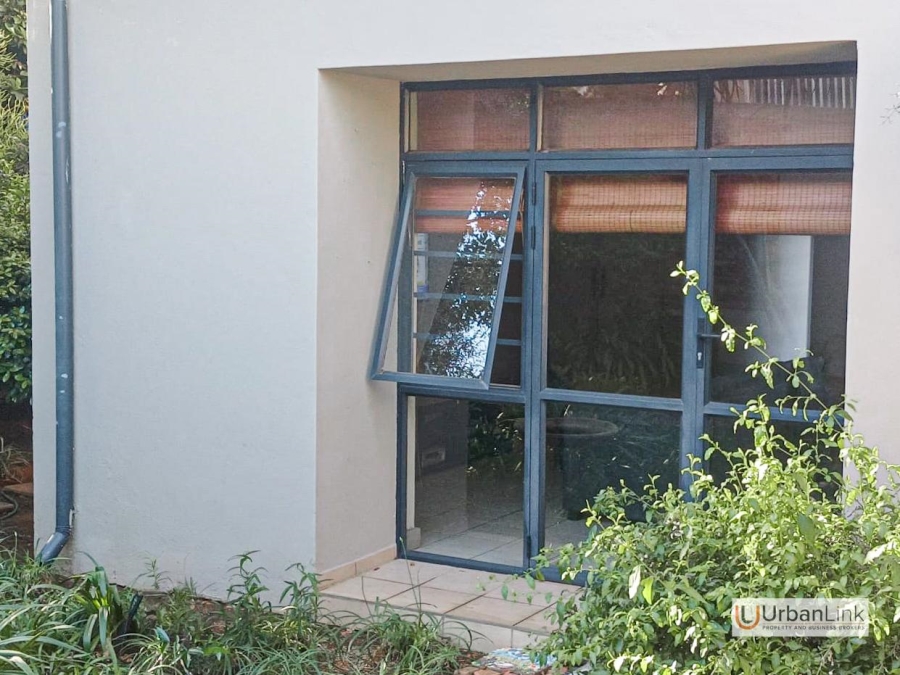 3 Bedroom Property for Sale in Safari Gardens North West
